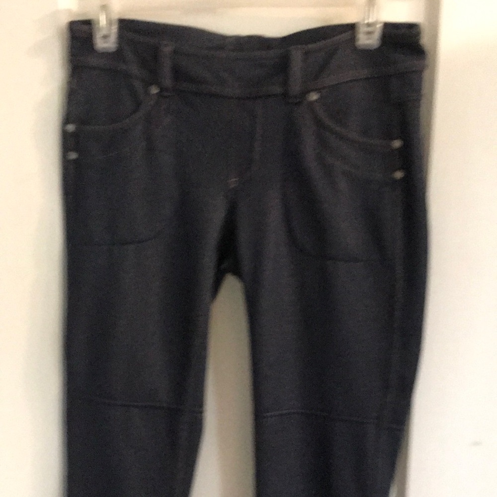 Athleta dark blue leggings.